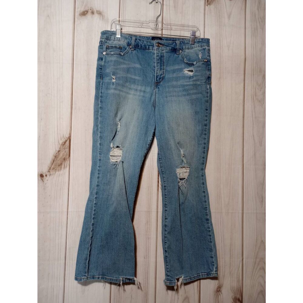 Scoop Jeans Ladies 12 Cropped Flare Distressed